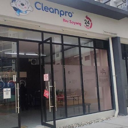 Rf Homestay Nilai Dış mekan fotoğraf