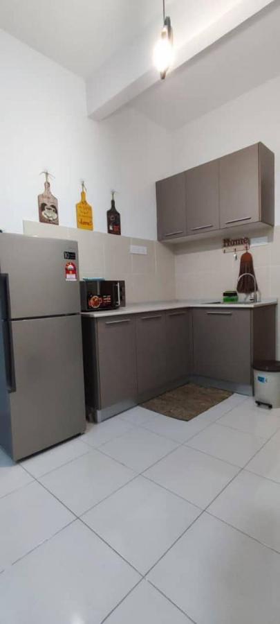 Rf Homestay Nilai Dış mekan fotoğraf