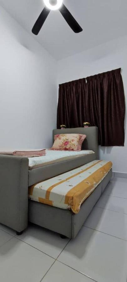 Rf Homestay Nilai Dış mekan fotoğraf