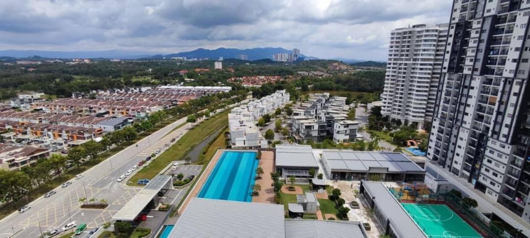 Rf Homestay Nilai Dış mekan fotoğraf